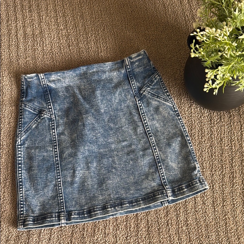 SIZE 2 wild fable Denim Mini Skirt